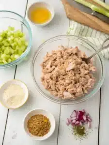 Light and fresh tuna lettuce wraps with crisp butter lettuce, creamy mayo-tuna filling, and a zesty lemon kick. Perfect for a quick, healthy lunch.